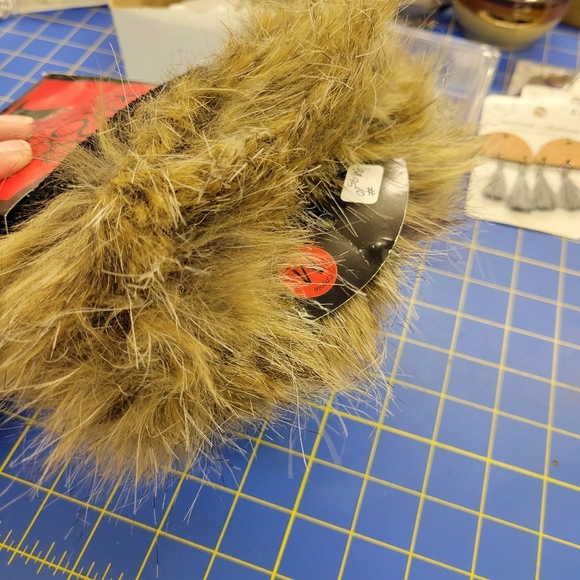 Too Kyoot Boot Toppers Faux Fur - Picture 3 of 5